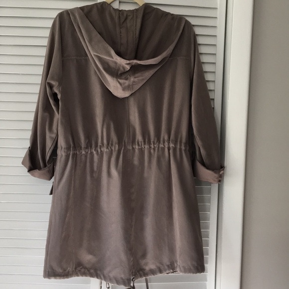 Modern Trench Coat in Dark Greige Color (Size M) - Picture 6 of 7